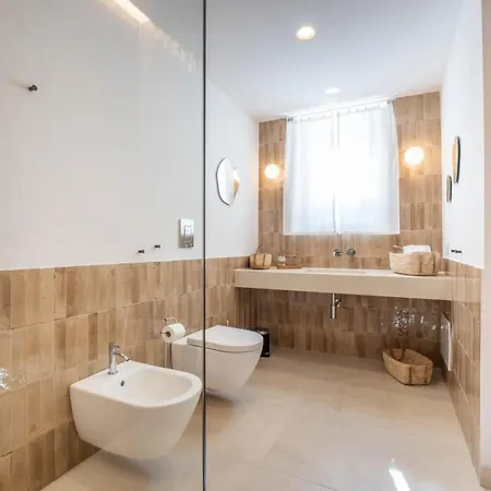 לינה וארוחת בוקר Antico Ulivo 4*