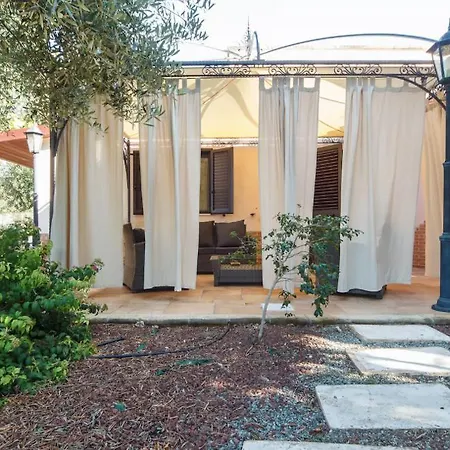 Antico Ulivo Oda ve Kahvaltı 4*