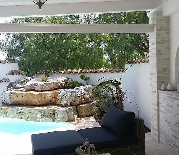 فندق مبيت وإفطار Antico Ulivo 4*